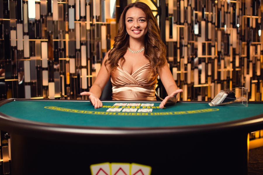 2016 sept live three card poker brunette female dealer 1